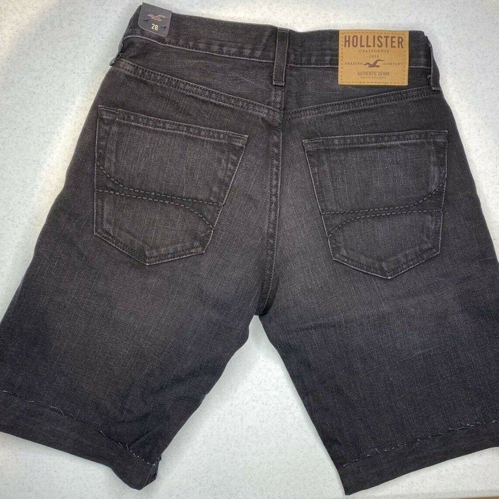 Hollister Classic Fit At The Knee Button Fly Black - Picture 2 of 2